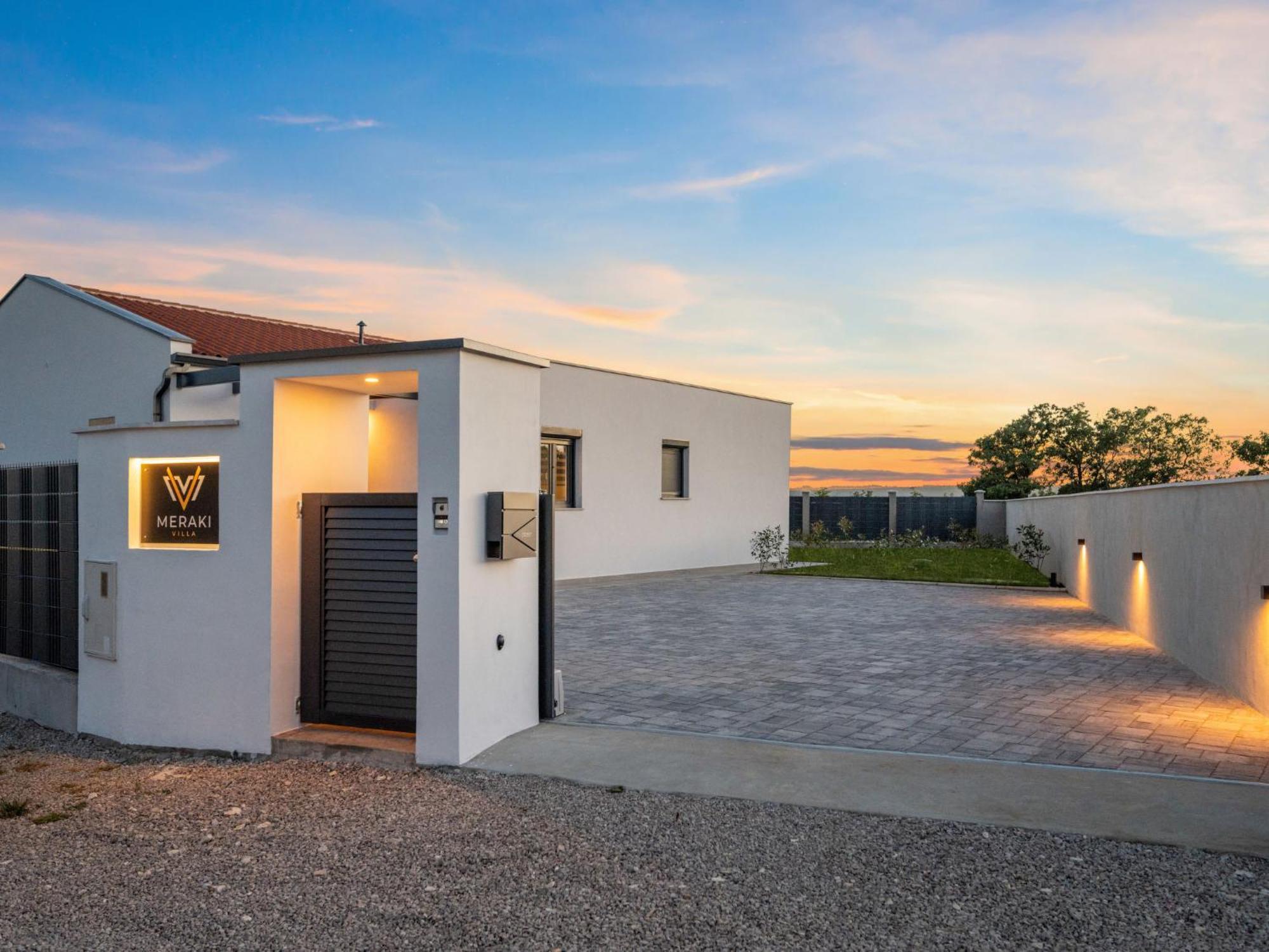 Holiday Home Villa Meraki By Interhome Rasa Exterior photo